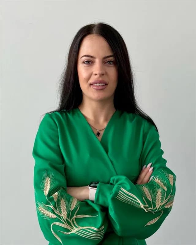 Полюхович Аліна Олександрівна.webp